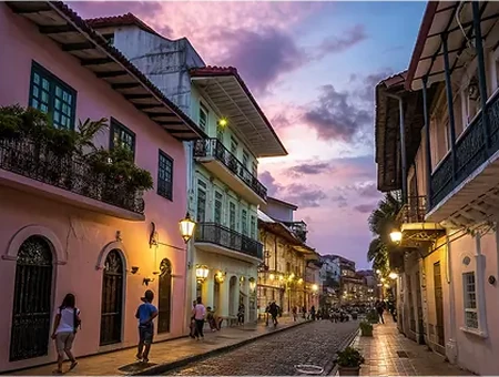 Casco Viejo Evening Tour